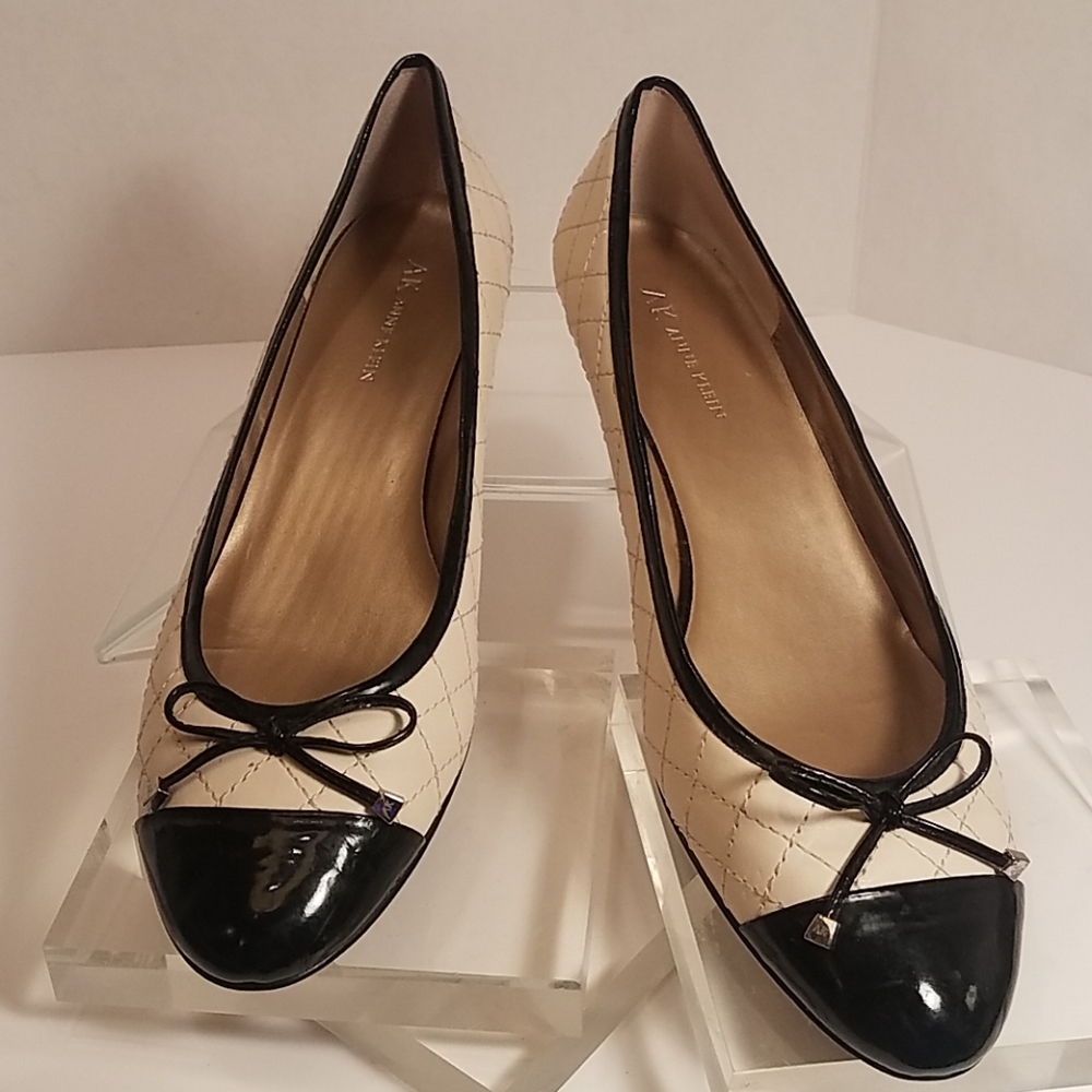 Anne Klein 1" heel, 10M,  leather upper